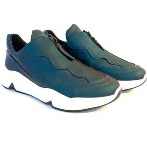 Ecco Chunky Zip Sneaker in emerald green- worn 3x